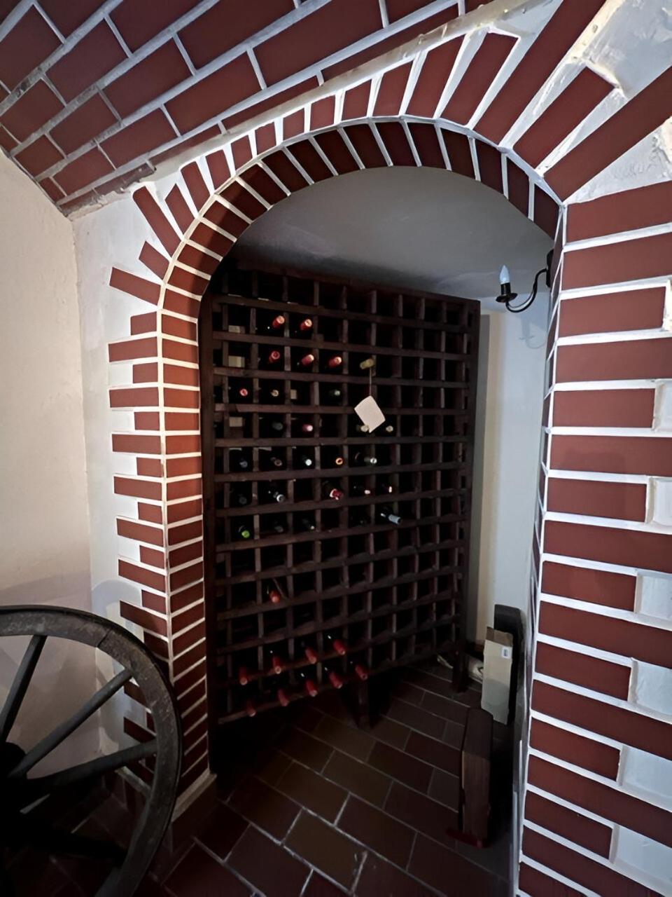 Wine Cellar Villa With Beautiful Garden In Sinaia - Busteni Poiana Tapului Dış mekan fotoğraf